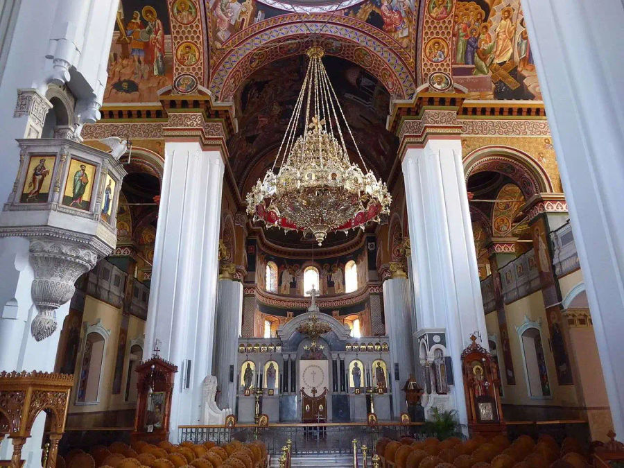 09._Agios_Minas_Cathedral_Heraklion_Interior.webp