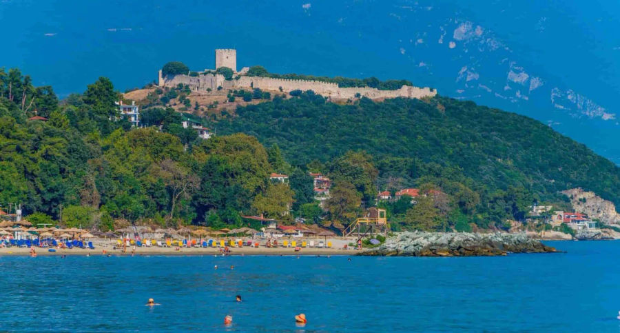 1_DIX23713-platamonas-beach-1-1536x825.webp