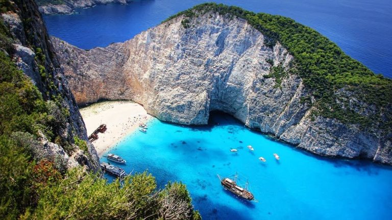 Greece proposed by the Telegraph proposes 15 Greek islands for this summer vacation