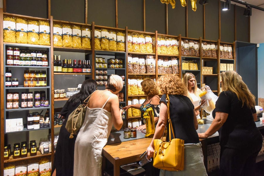 tourists in the 'Dardouma Family' store