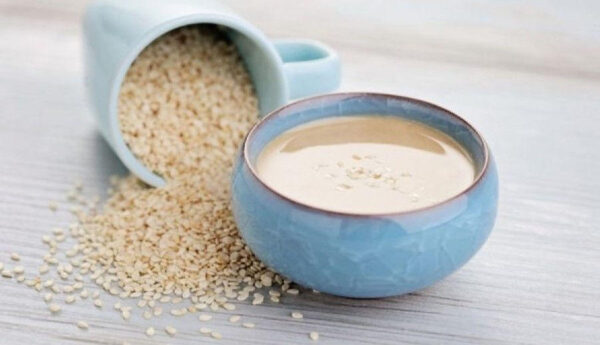 Close-up of a bowl with ‘tahini’ soup