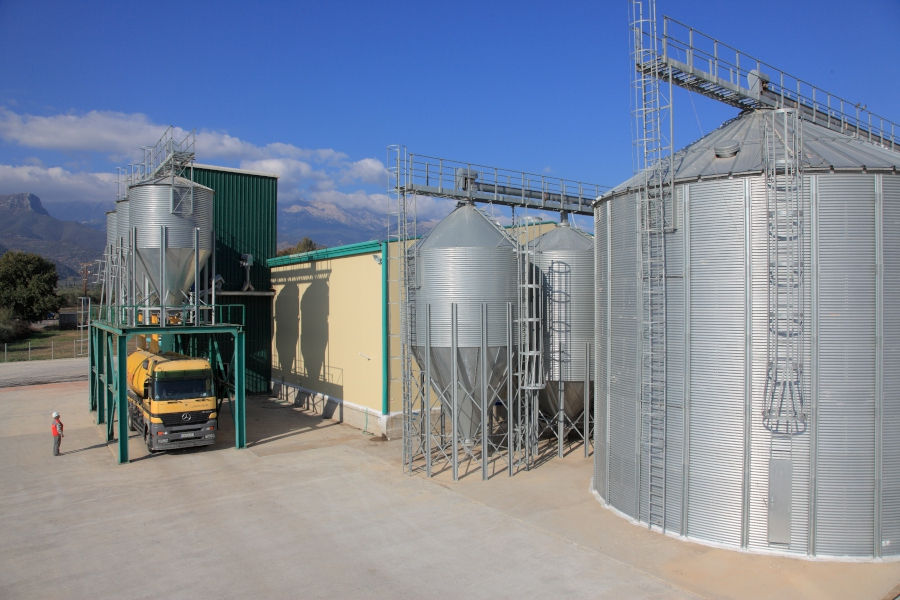 aluminum tanks and silos at BioGreco