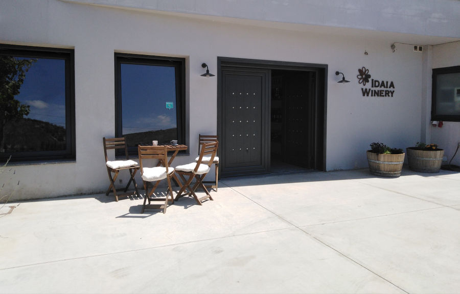 entrance of the building and on the wall says IDAIA WINERY