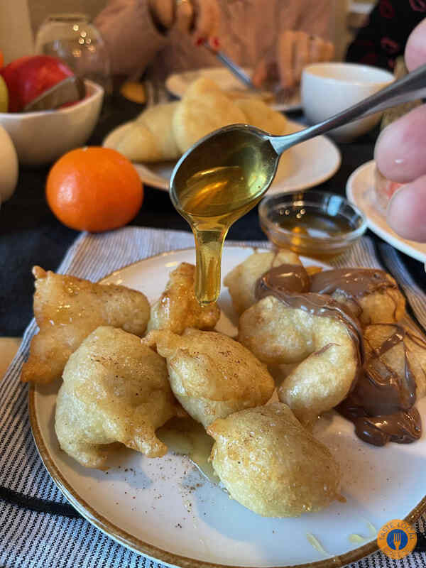 Loukoumades - Gastronomy Tours