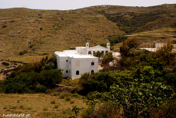 Panagia Vourniotissa Agapi Tinos - Gastronomy Tours