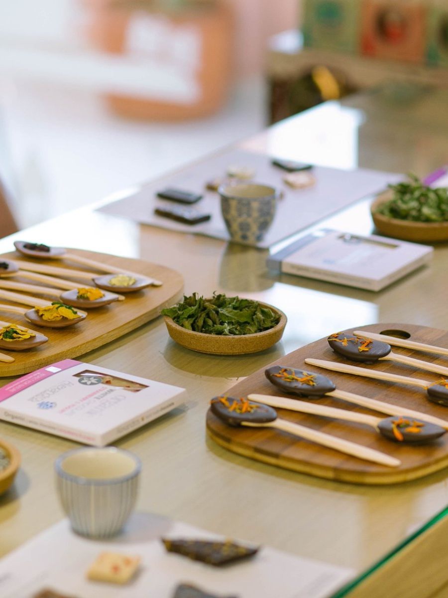 Thracian Herbal Chocolate Tasting at Grizo & Prasino - Gastronomy Tours