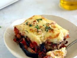 Vegetarian-Moussaka_4-260x195.jpg