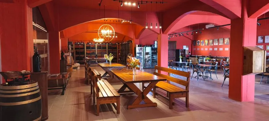 gtyNKwLO_DkbuLv3o_Cellar2.jpg