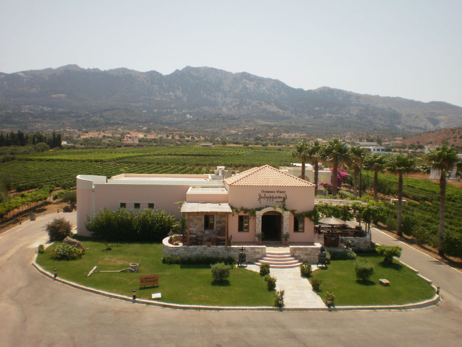 hatziemmanouil winery 1.jpg