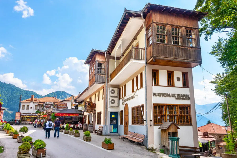 iXMpQOCe_metsovo2.webp