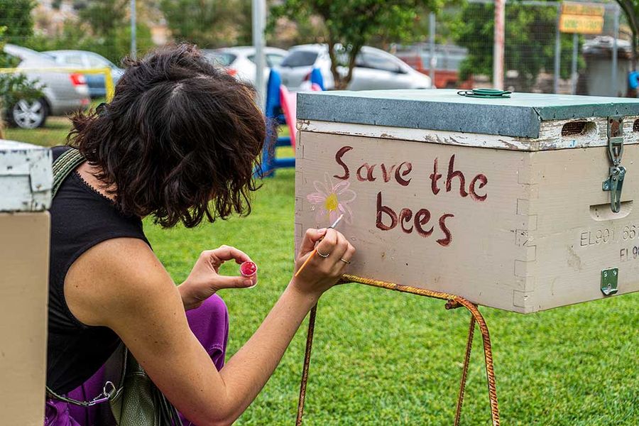 ktima-apospori-savethebees.jpg