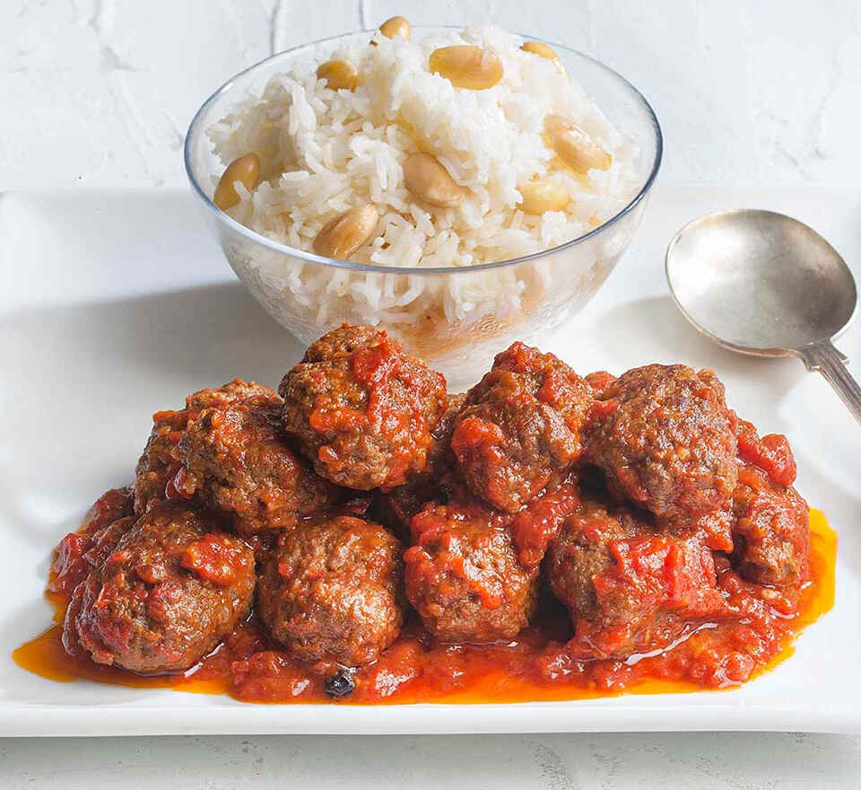 soutzoukakia ryzi 1 960x880 1 - Gastronomy Tours