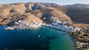 tinos 2.jpg